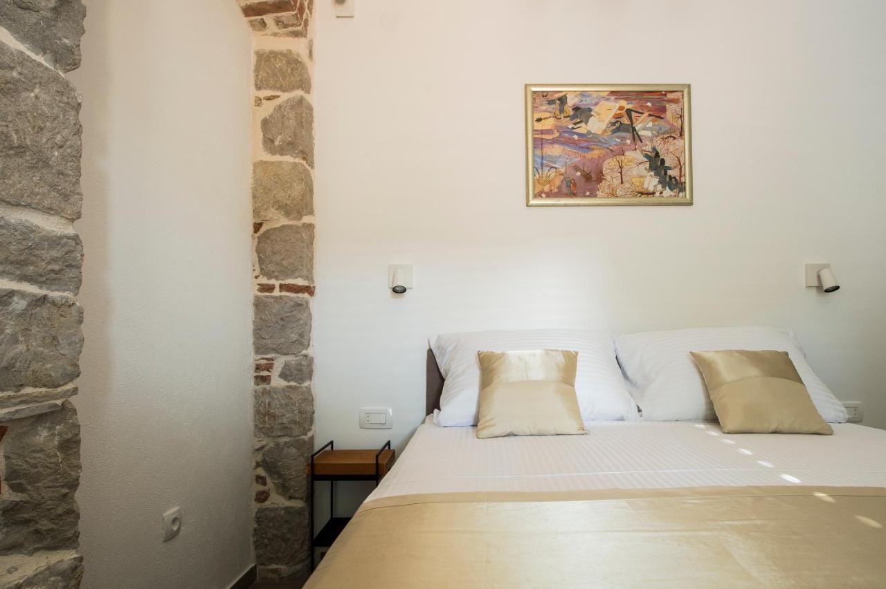 Memento Apartment - In The Heart Of Old Town Split Bagian luar foto